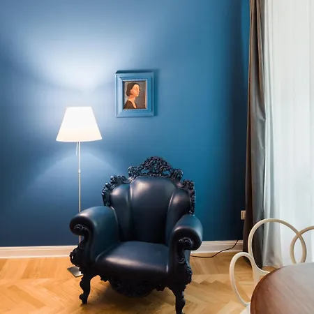 Triestevillas Viandante Huge & Unique 360m2 W 17 Windows Luxurious 5bedroom Flat Appartement