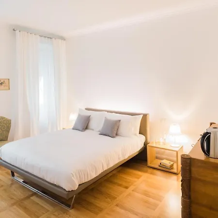 Triestevillas Viandante Huge & Unique 360m2 W 17 Windows Luxurious 5bedroom Flat Appartement Trieste