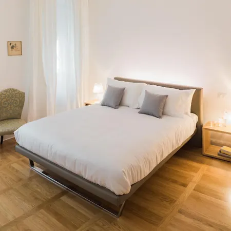 Triestevillas Viandante Huge & Unique 360m2 W 17 Windows Luxurious 5bedroom Flat * Trieste
