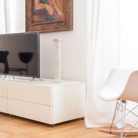 Triestevillas Viandante Huge & Unique 360m2 W 17 Windows Luxurious 5bedroom Flat Appartement *