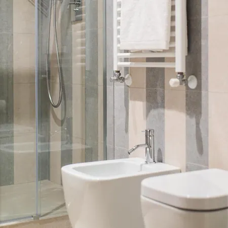 Triestevillas Viandante Huge & Unique 360m2 W 17 Windows Luxurious 5bedroom Flat Appartement Trieste